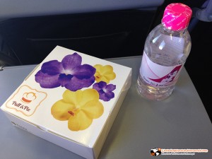 บินประหยัด แต่กินมีระดับ ของว่างจัดเต็มด้วย Puff & Pie : รีวิวสายการบิน สยามแอร์