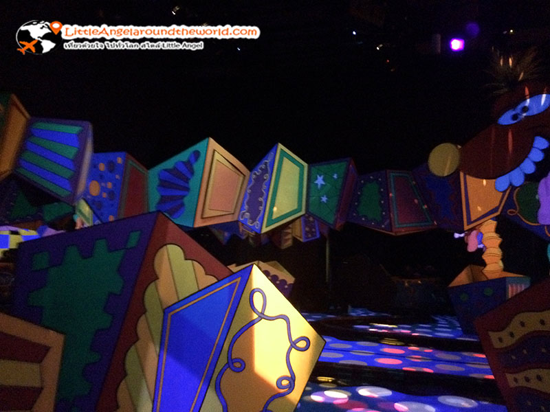 ฟรุ้งฟริ่งมาก : Fantasy Land ฮ่องกงดิสนีย์แลนด์
