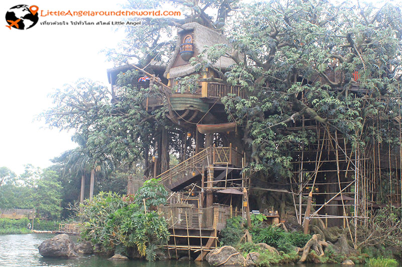 ล่องเรือชมบ้านทาร์ซานก่อนไปลุ้นระทึก : Adventure Land ฮ่องกงดิสนีย์แลนด์