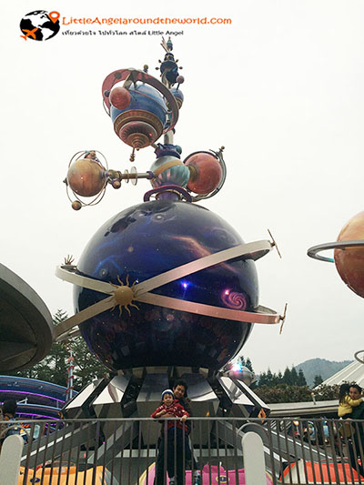 เหาะเหิรกลางเวหา เสียวๆกันไป : Tomorrow Land ฮ่องกงดิสนีย์แลนด์