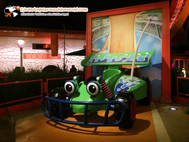 บรรยากาศ Toy Story Land : ฮ่องกงดิสนีย์แลนด์
