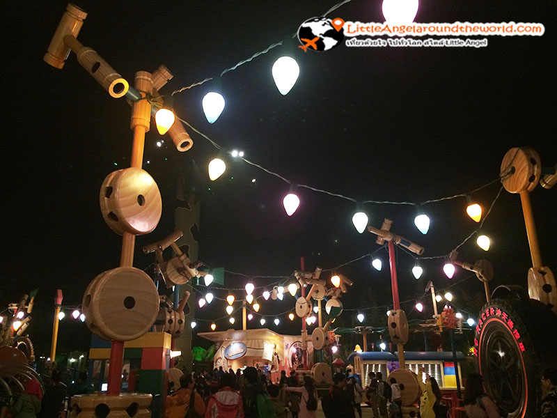 บรรยากาศ Toy Story Land : ฮ่องกงดิสนีย์แลนด์