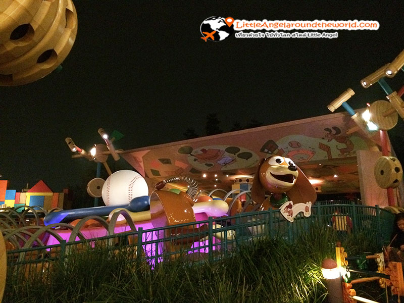 บรรยากาศ Toy Story Land : ฮ่องกงดิสนีย์แลนด์