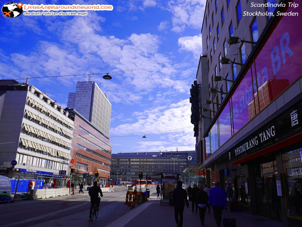 บรรยากาศระหว่างทางก่อนถึง Sergels Torg : ที่เที่ยว Stockholm,Sweden