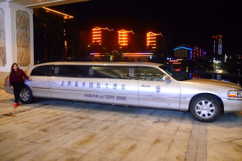 บริการรถรับ-ส่ง สุดหรู Jinqian Jiahua International Hotel, Chishui : โรงแรมดังในชื่อสุ่ย