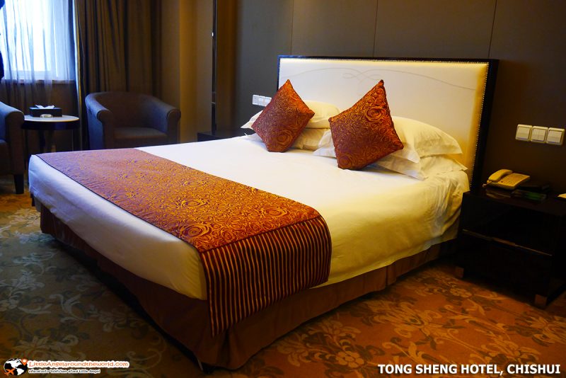 เตียงนุ่ม สะอาด TONG SHENG HOTEL : โรงแรมดังของเมือง ชื่อสุ่ย (Chishui)