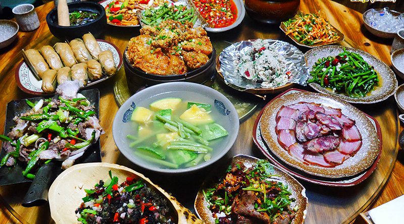 ร้านอาหาร เสียงชุนยิ่งเซี่ยง (乡村映像): ร้านอาหารดังของเมืองชื่อสุ่ย (Chishui)