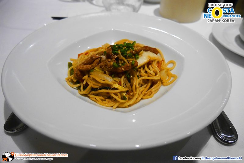 Sedanini pasta with broccoli, black olives, cherry tomato and anchovies (ฟรี) : ทริปล่องเรือสำราญ ญี่ปุ่น-เกาหลี Costa neoRomantica