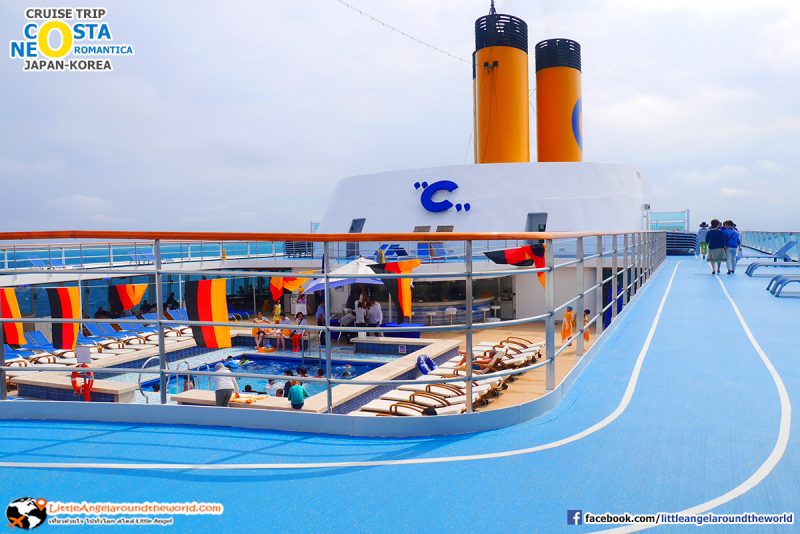 ชั้นบนของเรือถูกทำให้เป็นลู่วิ่ง jogging กลางแจ้ง ล่องเรือก็ออกกำลังกายได้ : ทริปล่องเรือสำราญ ญี่ปุ่น-เกาหลี Costa neoRomantica