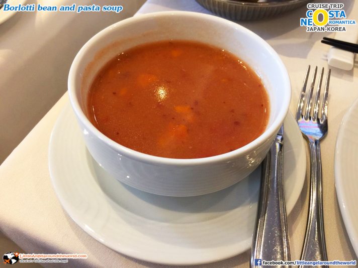 Borlotti bean and pasta soup : เมนู a la cart มื้อค่ำ ในคืนสุดท้ายก่อน Check out จากเรือ : ทริปล่องเรือญี่ปุ่น เกาหลี Costa neoRomantica