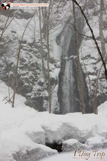 วิวสวยที่ ลำธารโออิราเซะ(Oirase Stream) เส้นทางท่องเที่ยวสวยของอาโอโมริ (Aomori)